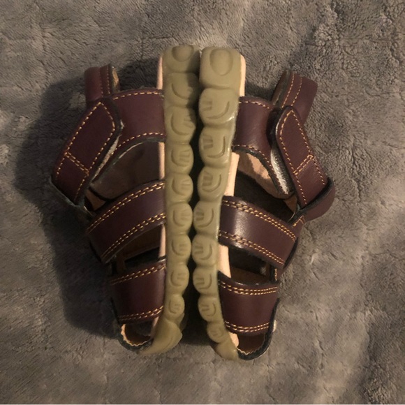 Leather Toddler Brown Sandals with Velcro Closure - Picture 2 of 6